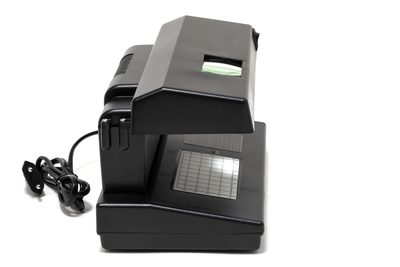 Детектор банкнот (валют) PRO 12LPM LED — фото 3