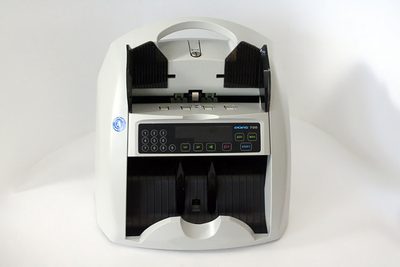 Счетчик банкнот Dors 700 — фото 2